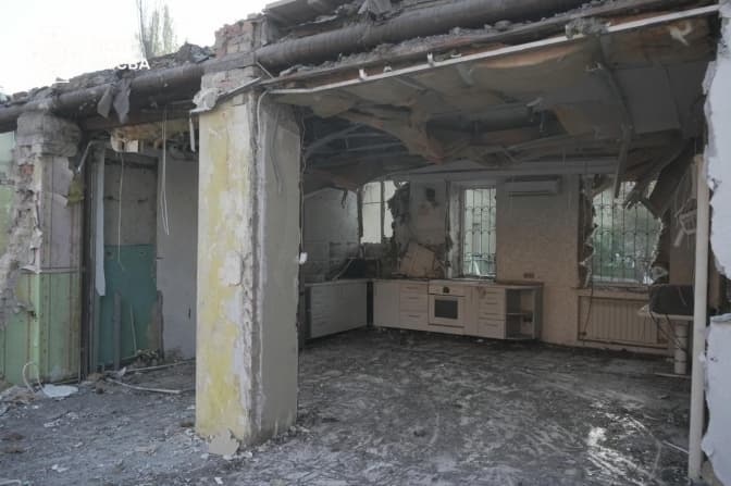 КМДА п'ятий день шукає тимчасове житло для жителів зруйнованих ракетним ударом будинків