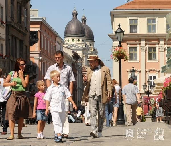 Львівські екскурсоводи, музеї та кав’ярні готують для львів'ян акцію 30 травня. Деталі
