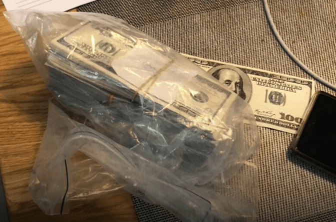 У справі про мільйон доларів хабаря затримано трьох ексголів львівських судів