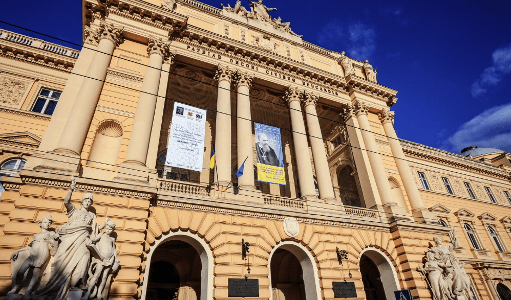 У львівському університеті відреагували на звинувачення одного з викладачів у домаганнях. Оновлено