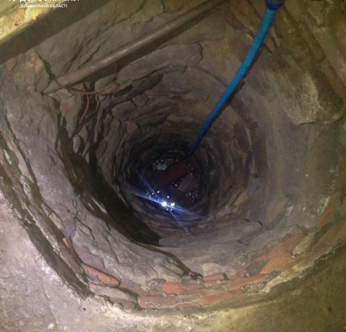 На Львівщині 7-річна дівчинка впала в колодязь