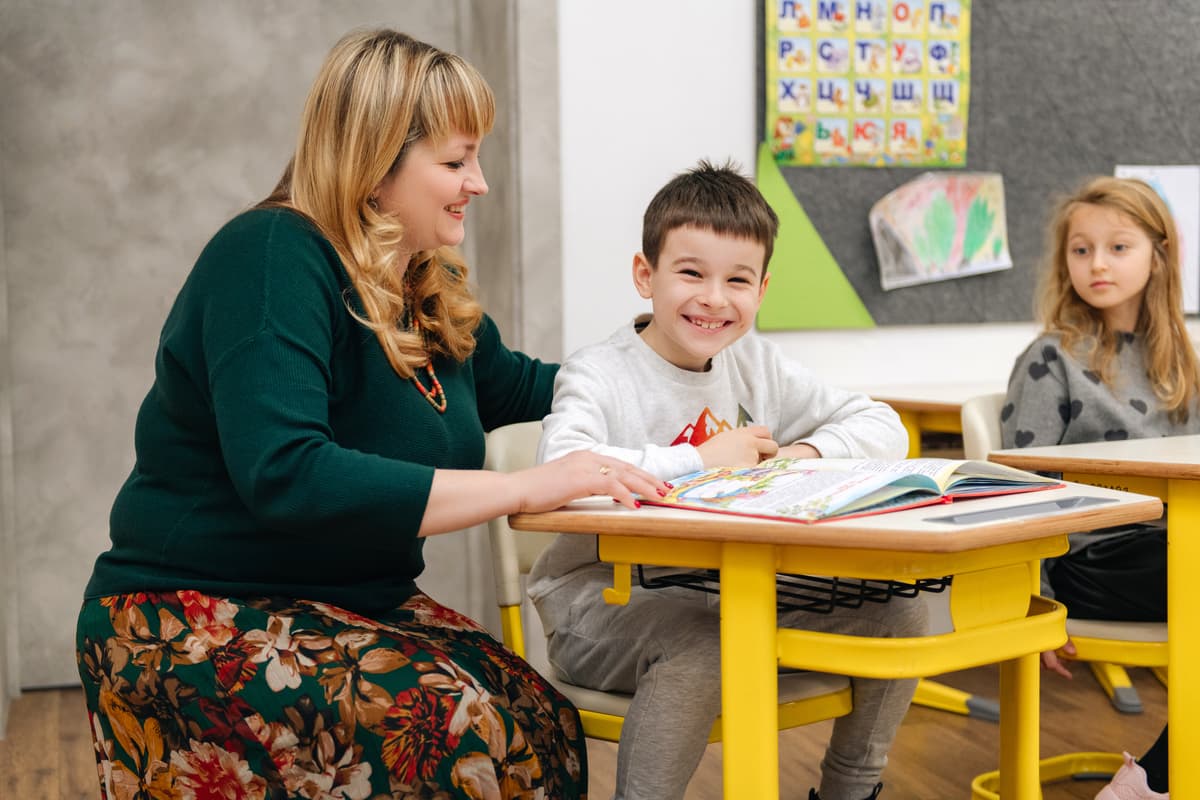 «У нас діти розуміють, навіщо їм навчання». Чим особлива школа MRIYDIY у Львові