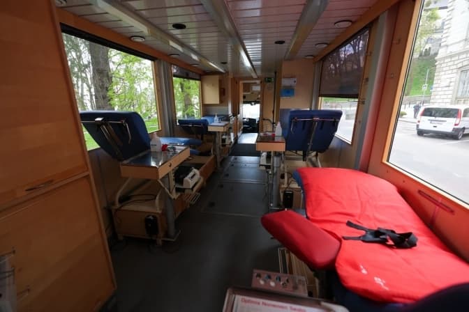 Львівщина отримала мобільний Центр крові