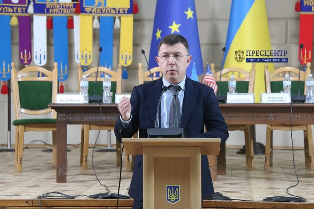 Проректора львівського університету призначили суддею Конституційного суду