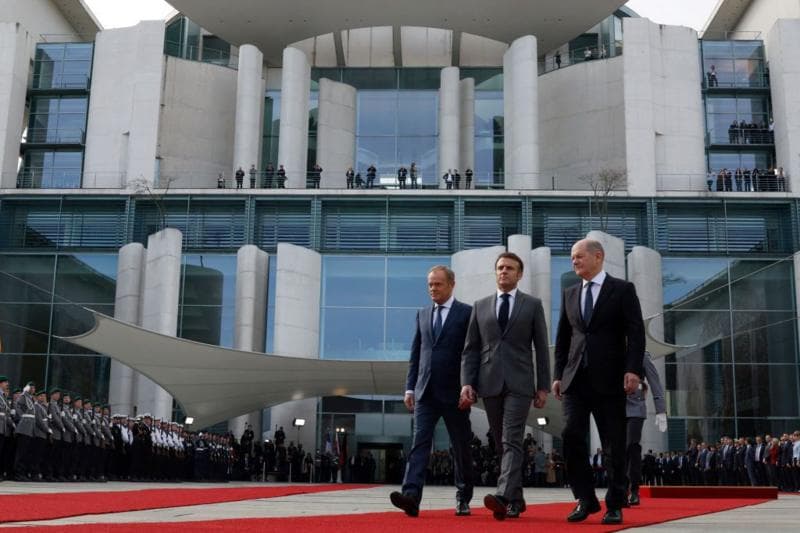 Франція, Німеччина та Польща домовились про постачання зброї Україні