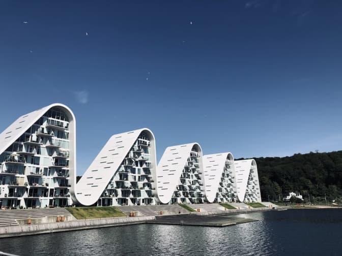 Фото: unsplash/ місто Орхус