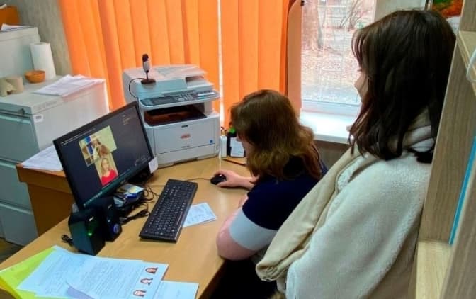 У Києві кримчанка оформила український паспорт після підтвердження особи по відеозв’язку