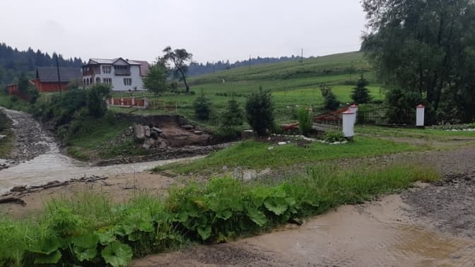 На Львівщині відновили проїзд на ще двох дорогах, які постраждали через негоду