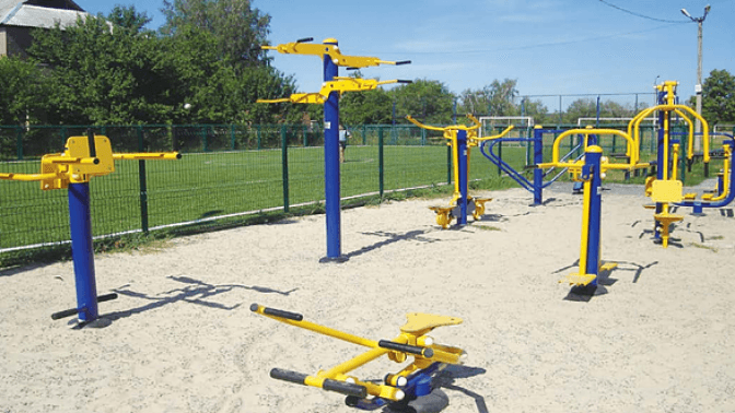 На Львівщині підприємець заволодів 1 мільйоном гривень на будівництві дитмайданчика