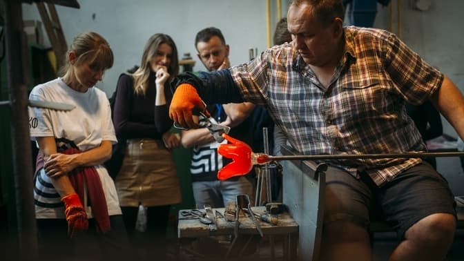 Львів’ян запрошують відвідати міжнародний симпозіум гутного скла