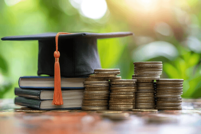 Вища освіта в Україні стане дорожчою: у МОН пояснили причини підвищення вартості контракту