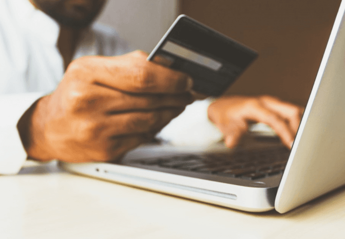 В Україні виявили шахрайський банк