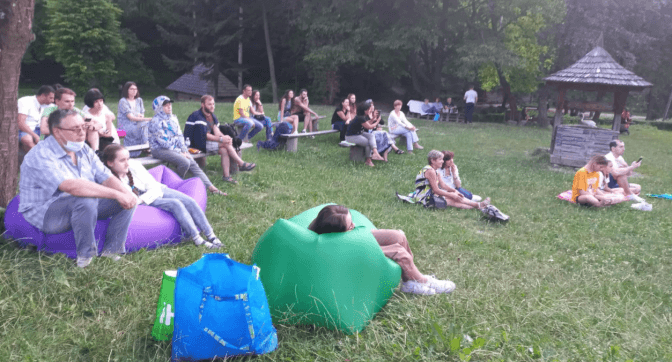 Львів’ян запрошують у Шевченківський гай на перегляд комедії просто неба