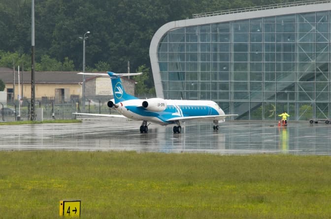 «Роза вітрів» відновила авіасполучення Київ – Львів. Фото