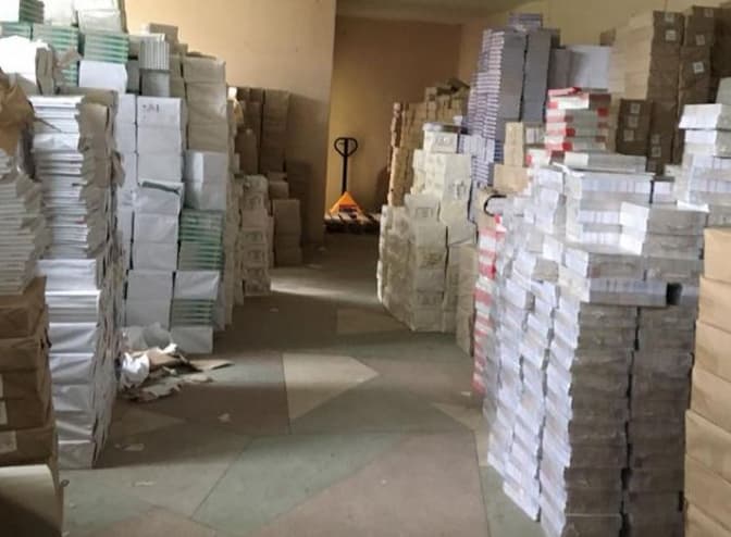 Львівщина отримала більшість нових підручників для 1, 5 та 10 класів. Фото