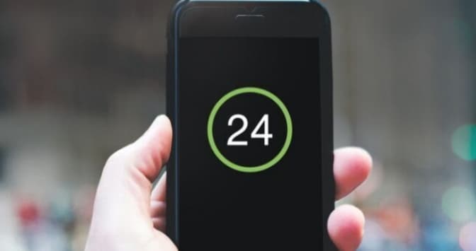 ПриватБанк тимчасово призупинить операції з картками