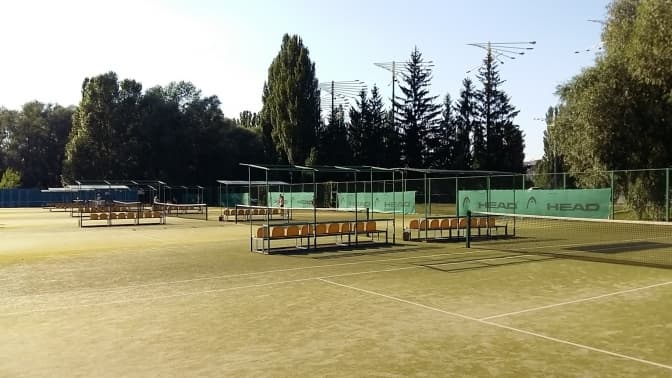 Директора Льодового стадіону, який оголошував тендер на будівництво кортів за 300 млн, звільнять