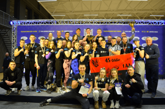 Спортсмени зі Львівщини вибороли 51 медаль на чемпіонаті з армрестлінгу