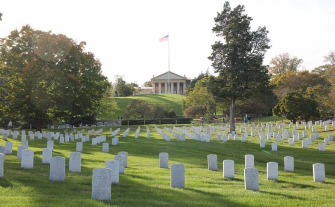 У Києві хочуть створити нове військове кладовище