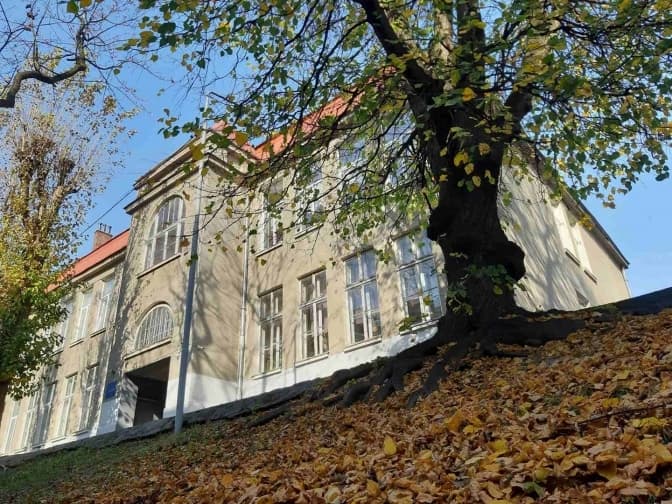 У львівській школі інструктор отримав опіки під час заняття