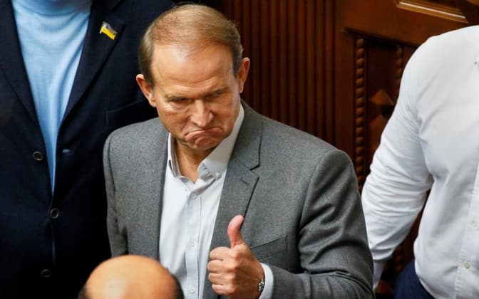 Британія внесла Медведчука і ще понад двісті осіб до списку санкцій