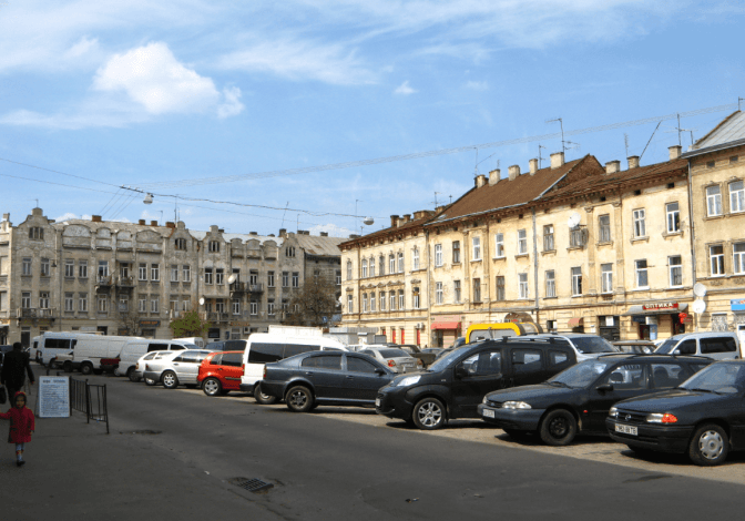 Львів'яни просять перейменувати площу Липневу