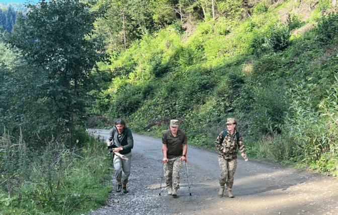 Захисники піднялися на гору Ключ у «Сколівських Бескидах»