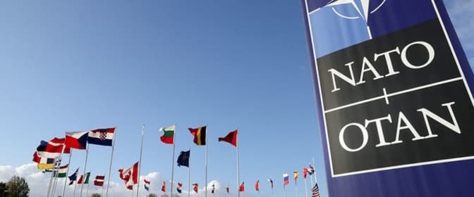 НАТО закриває свій офіс в Києві. Частина працівників переїде до Львова