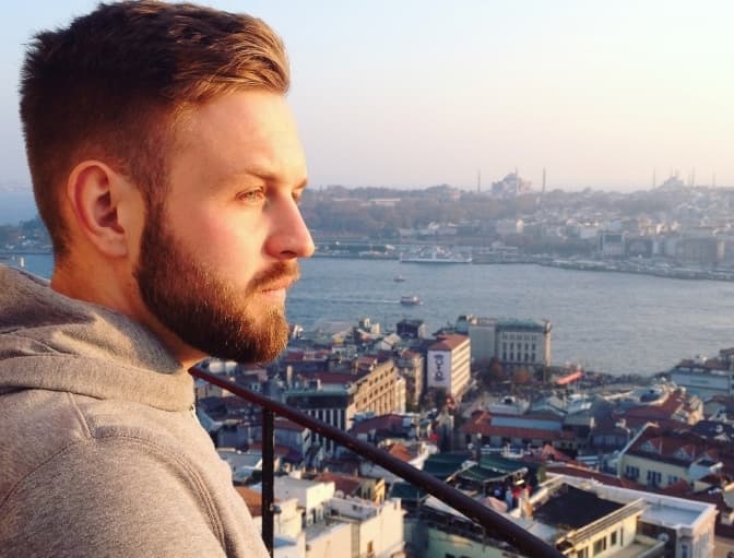 «Такого спротиву світ ще не бачив». Режисер із Києва про єдність і боротьбу за свою землю