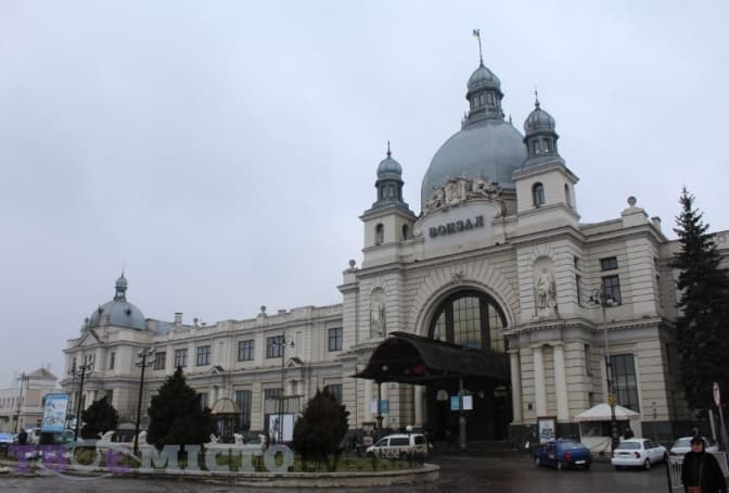 Сьогодні у Львові перекриють доїзд до залізничного вокзалу