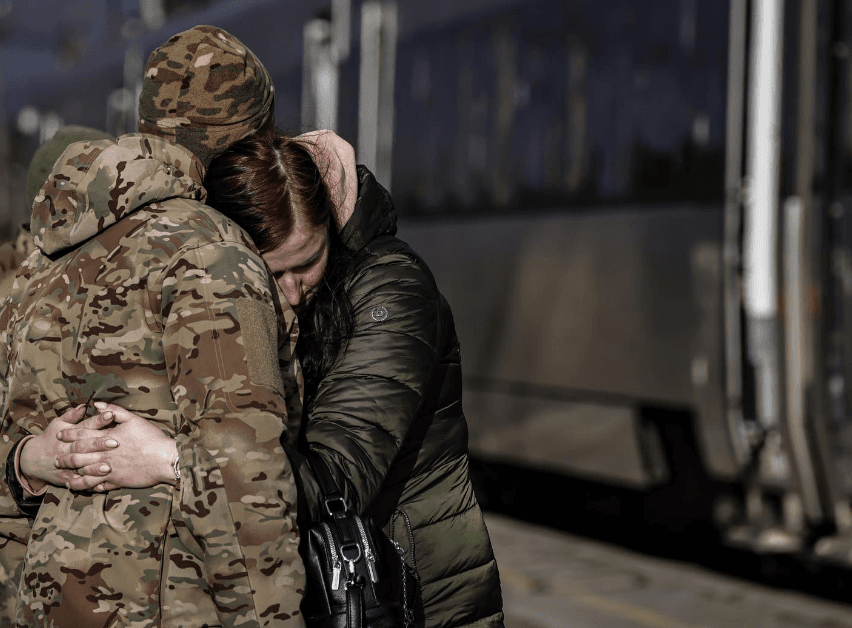 Ротація потрібна не військовим, а їхнім дружинам, дітям, батькам