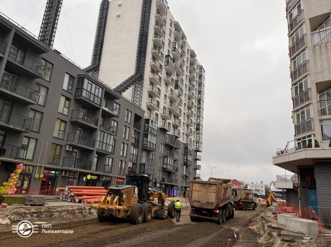 На якому етапі ремонт однієї з найпроблемніших вулиць Львова