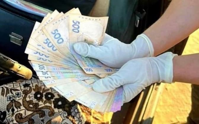 На Львівщині керівник військового лісництва незаконно торгував деревиною