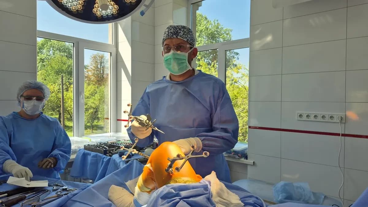 На Львівщині діє безкоштовна заміна суглобів: де можна отримати послугу