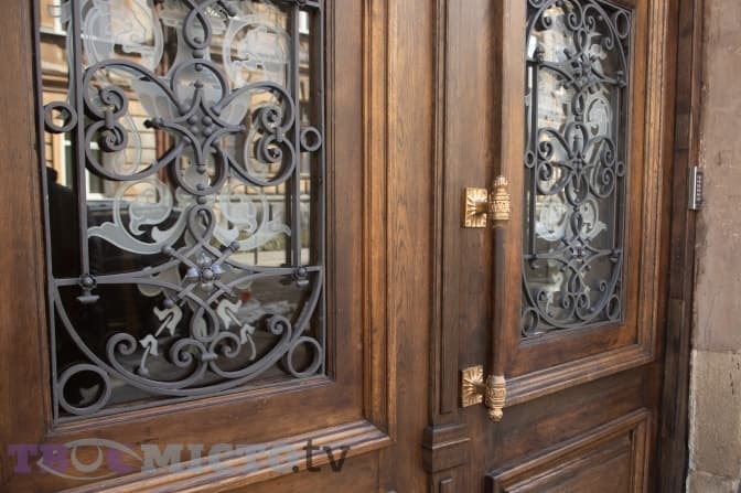 Велич та особливий шарм. Як на вулиці Котлярській у Львові відновили 150-річну браму