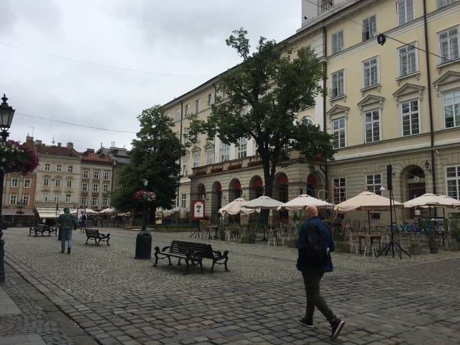 Жорсткий карантин можуть повернути в деяких областях та кримінал через Томос. Головне за ніч і минулу добу