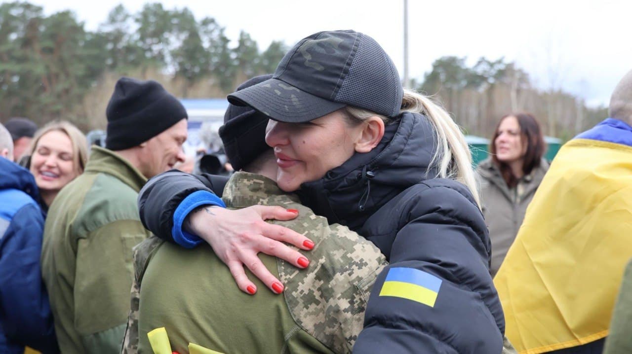 Звільнені з полону 11 квітня / фото: Координаційний штаб