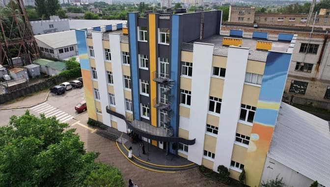 У Бучі за кошти німецьких меценатів відновили школу мистецтв