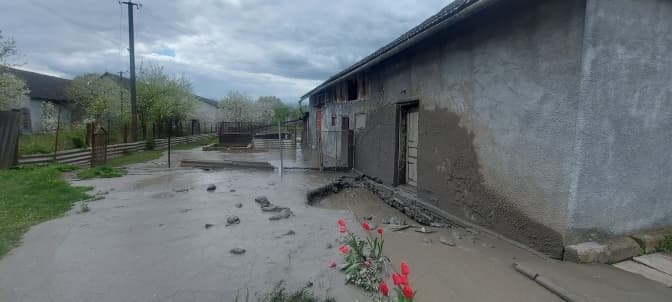 У селі на Львівщині стався витік газу з-під землі