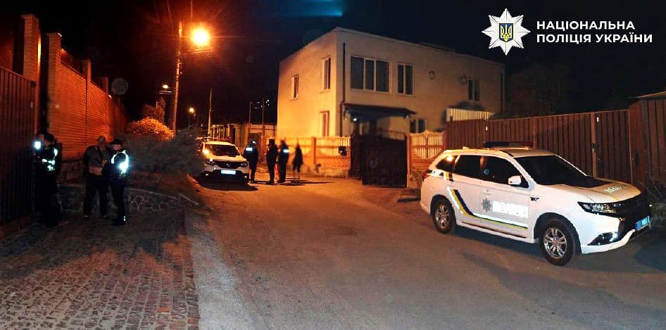 Стрілянина в Києві: поліція затримала чоловіка за поранення жінки