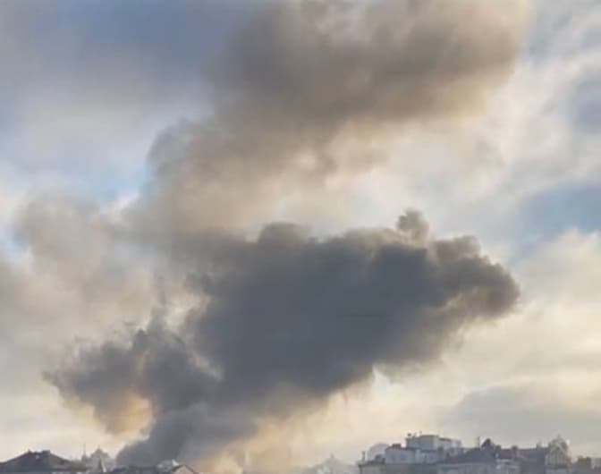 Одна з дипмісій у Києві постраждала під час ракетних обстрілів