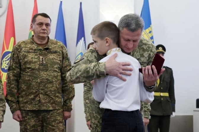 Тридцять захисників зі Львова нагородили «Почесним знаком Святого Юрія» посмертно