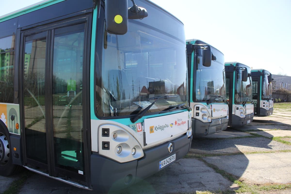 Вишгородська громада отримала автобуси від Франції: з травня проїзд для мешканців стане безкоштовним