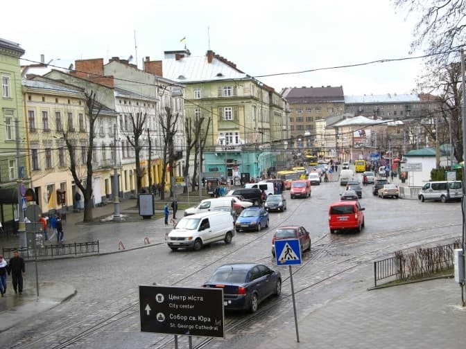 У Львові пропонують розробити концепцію площі в центрі міста із зупинками для трамваїв і автобусів