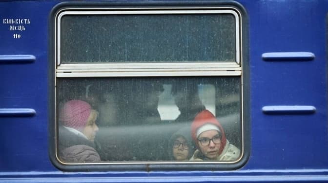 Укрзалізниця призначила додаткові евакуаційні рейси до та зі Львова на сьогодні