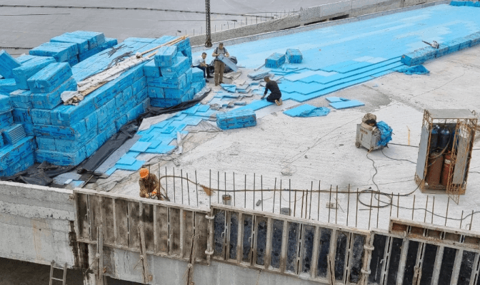 В Києві триває будівництво Національного музею Голодомору-геноциду, вже монтують утеплення