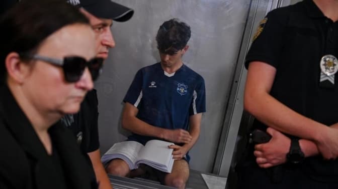 «Книжки ФСБ і спецслужби рф». В поліції повідомили деталі щодо підозрюваного у вбивстві Фаріон