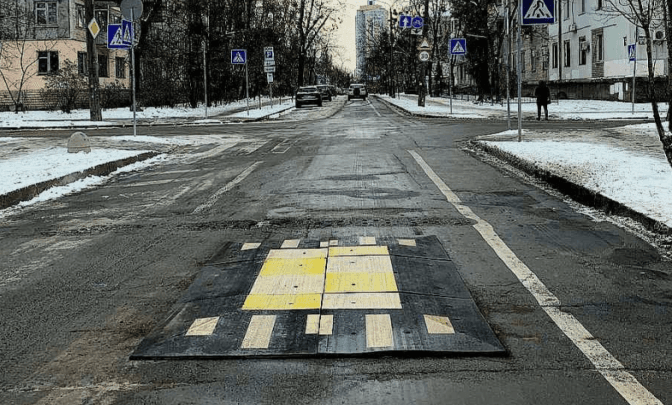 Київ не планує встановлювати "берлінські подушки" для уповільнення руху — активісти