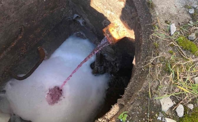 На Пасічній у Львові виявили витоки невідомої речовини