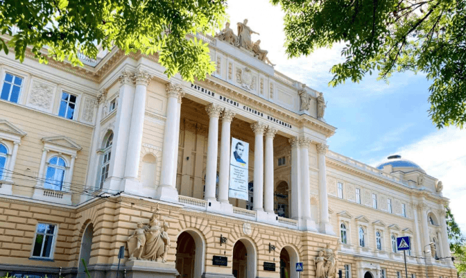 Коли в ЛНУ відбудуться урочистості з нагоди нового навчального року